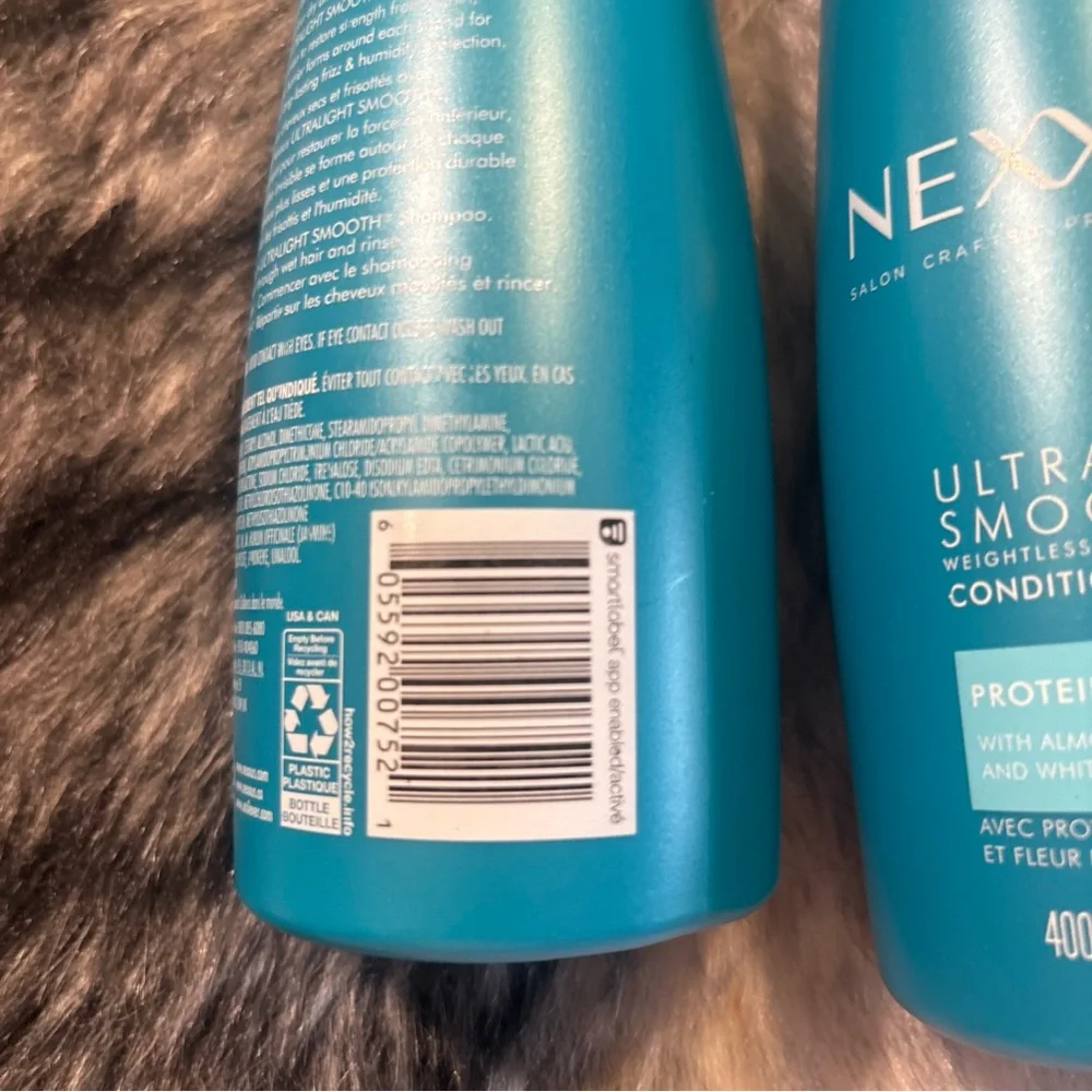 Nexxus Ultralight Smooth Conditioner - Blue